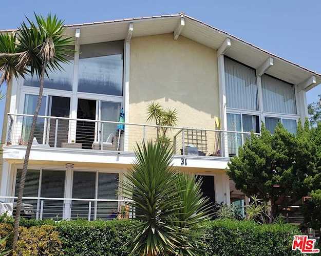 31 Spinnaker Street #15 Marina Del Rey, CA 90292