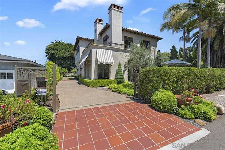 7731 Lookout Dr La Jolla, CA 92037