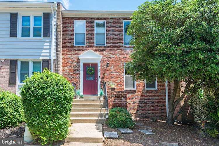 5405 Richenbacher Ave Alexandria, VA 22304