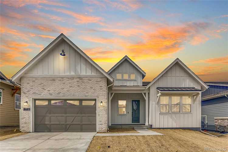 7132 Bellcove Trl Castle Pines, CO 80108