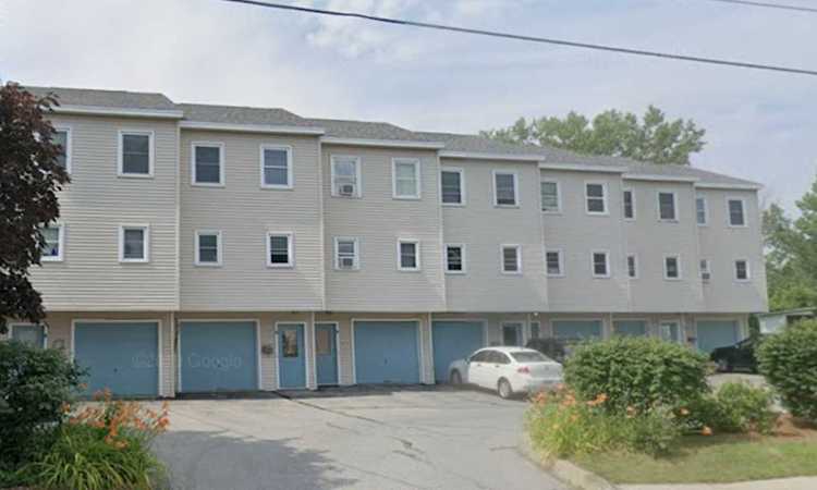 232 Manhattan Dr #7 Burlington, VT 05401