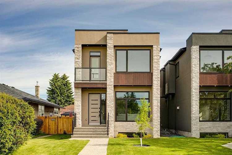 3118 14 Ave SW Calgary, AB T3C 0X1