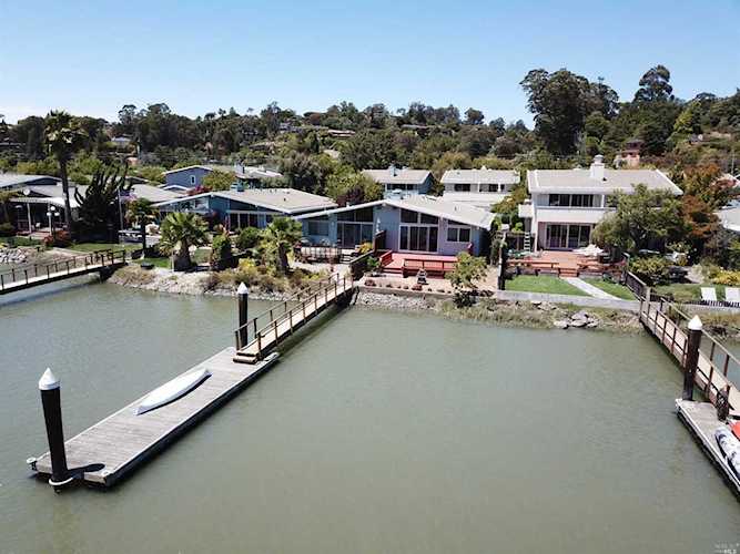24 Porto Bello Drive San Rafael, CA 94901
