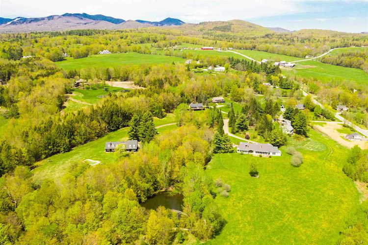 97-100 Churchill Ln Stowe, VT 05672