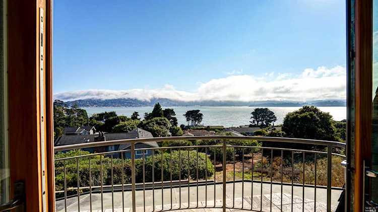 15 Mantegani Way Tiburon, CA 94920