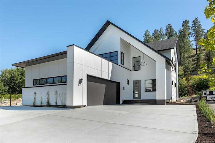 775 Barnaby Road Kelowna, BC V1W4A7
