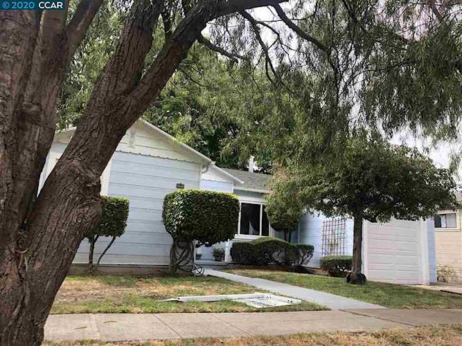 5840 Van Fleet Ave Richmond, CA 94804