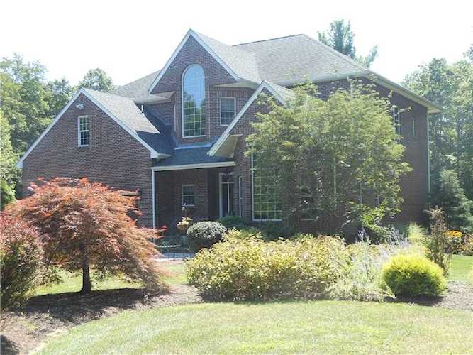 16 Spur Rd Foster, RI 02825