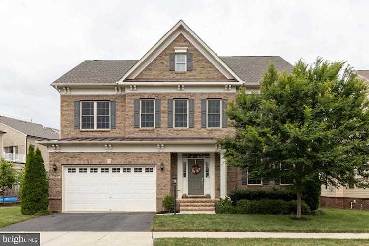 23607 Richland Grove Dr Brambleton, VA 20148