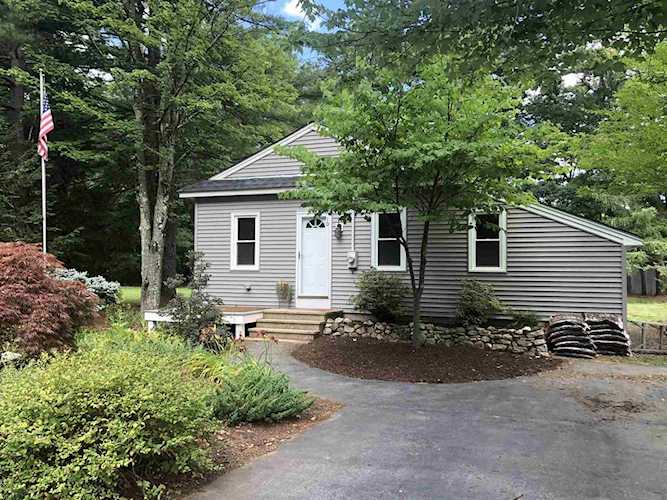 10 Ripley St Concord, NH 03301