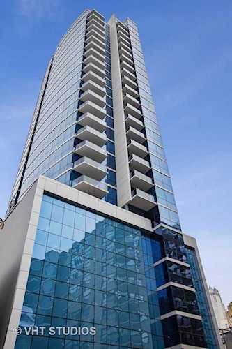 110 W Superior St #1903 Chicago, IL 60654