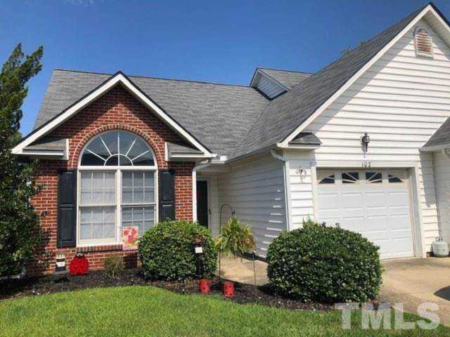 102 Fairwoods Court Dunn, NC 28334