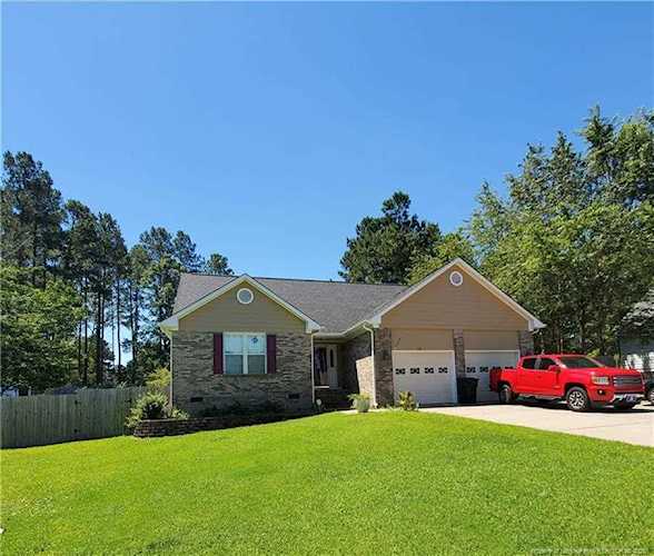 106 Cardinal Place Ct Raeford, NC 28376