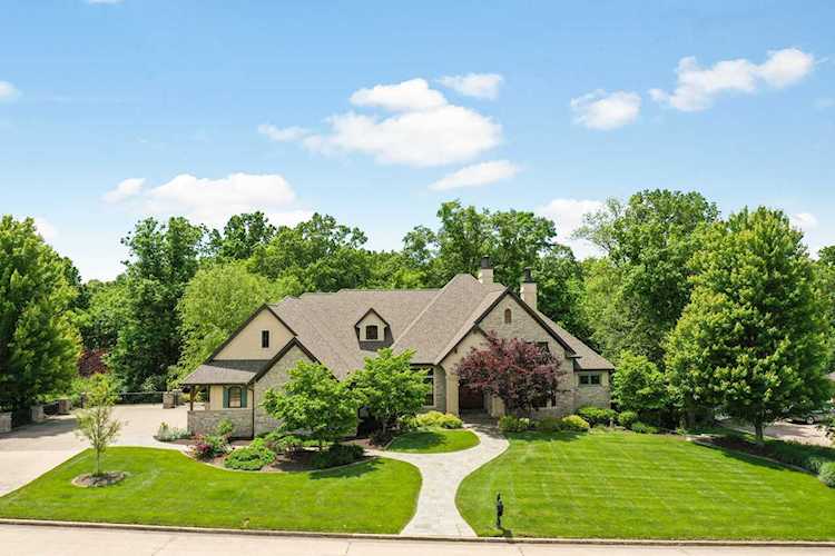 3720 S Old Ridge CT Columbia, MO 65203