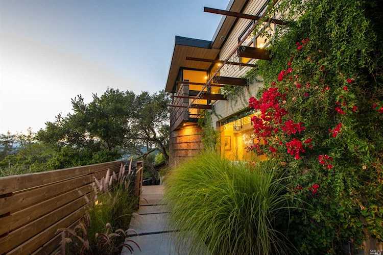 7 Meyer Road San Rafael, CA 94901
