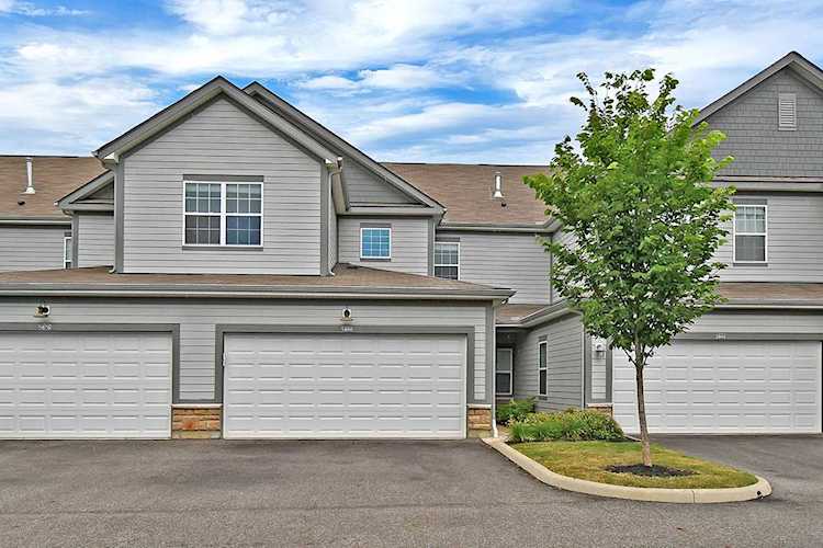 5880 Bluestone Way Lewis Center, OH 43035