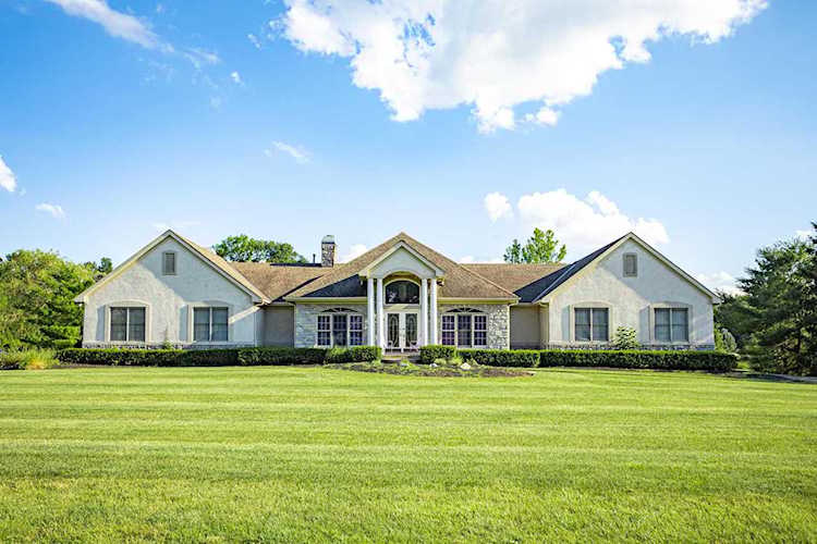 9902 Hoover Woods Road Galena, OH 43021