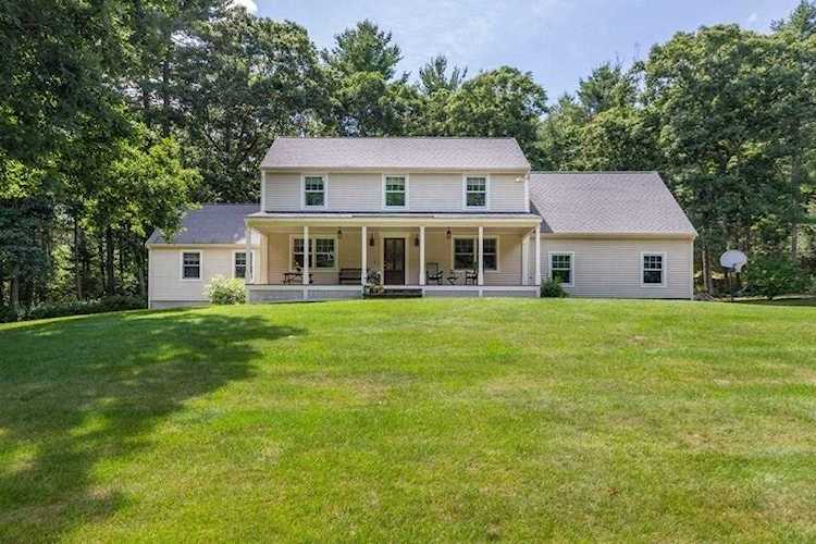 Northbridge, 433 Moon Hill Rd, MA, home for sale Photo 1