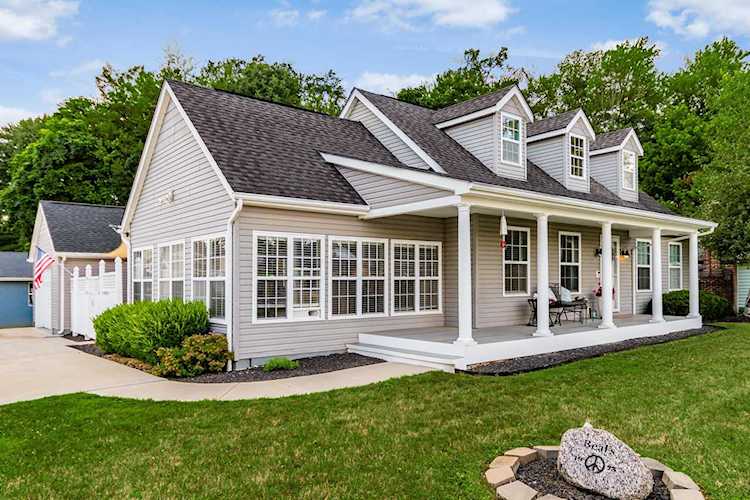 35 Bayview Drive Buckeye Lake, OH 43008