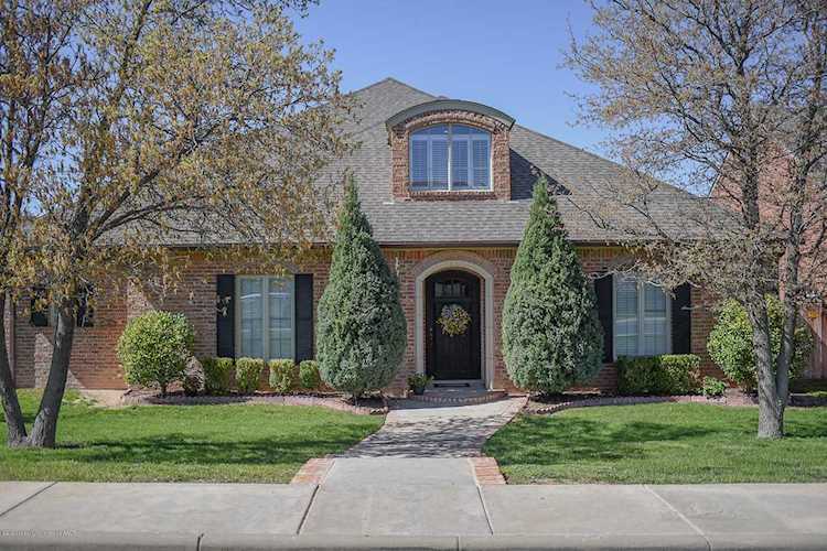 6910 Silverbell LN Amarillo, TX 79124