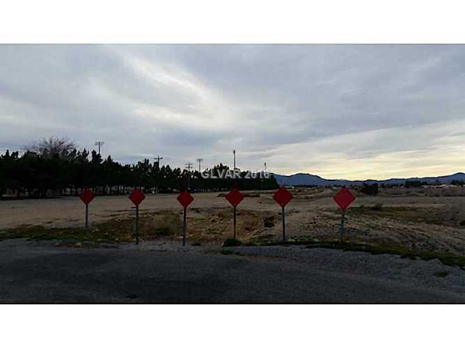 1600 E Hiawatha St Pahrump, NV 89048