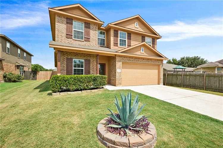 1204 Tricia Cv Hutto, TX 78634