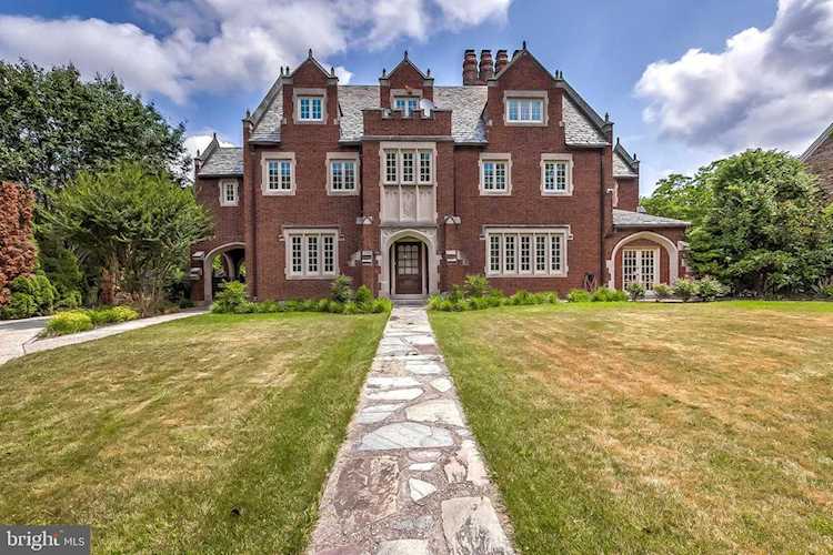 4303 Underwood Rd Baltimore, MD 21218