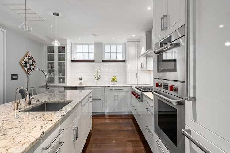 39 Greenwich Park Boston, MA 02118