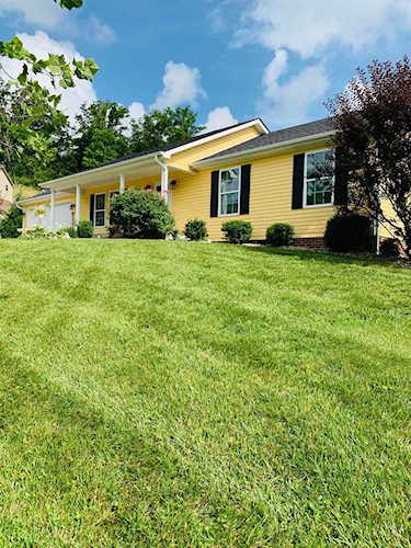 916 Greenwood Drive Berea, KY 40403 | MLS 20009770 Photo 1
