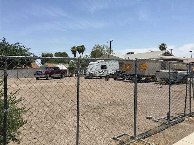148 Lamb Blvd Las Vegas, NV 89110 | MLS 2052809 Photo 1