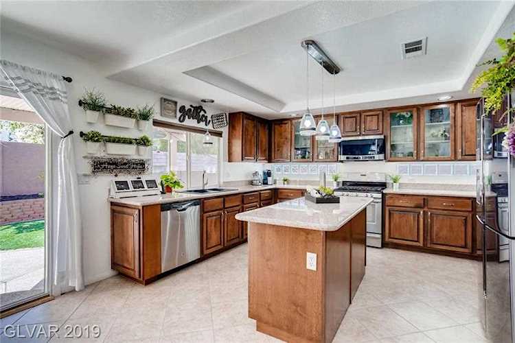 591 Mossy Bark Ct Las Vegas, NV 89183