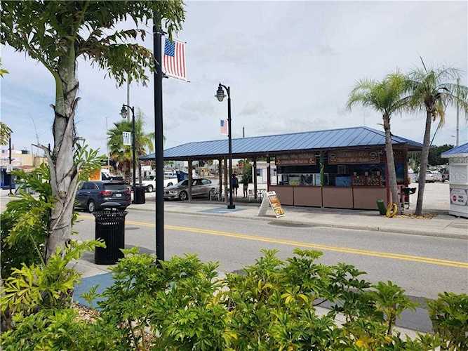 562 Dodecanese Blvd Tarpon Springs, FL 34689
