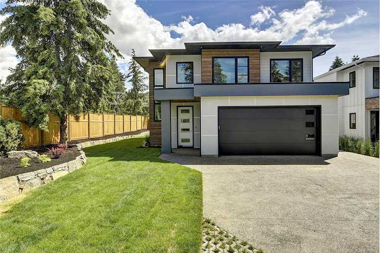 699 Mcclure Road Kelowna, BC V1W1L7