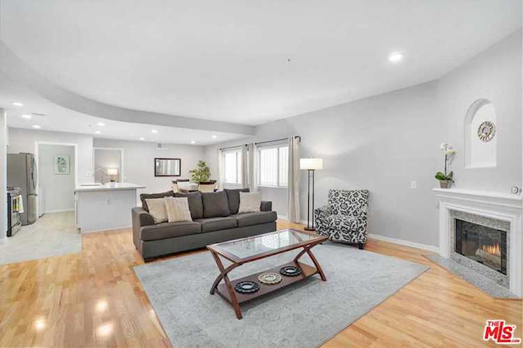 1342 N Sierra Bonita Avenue #103 West Hollywood, CA 90046
