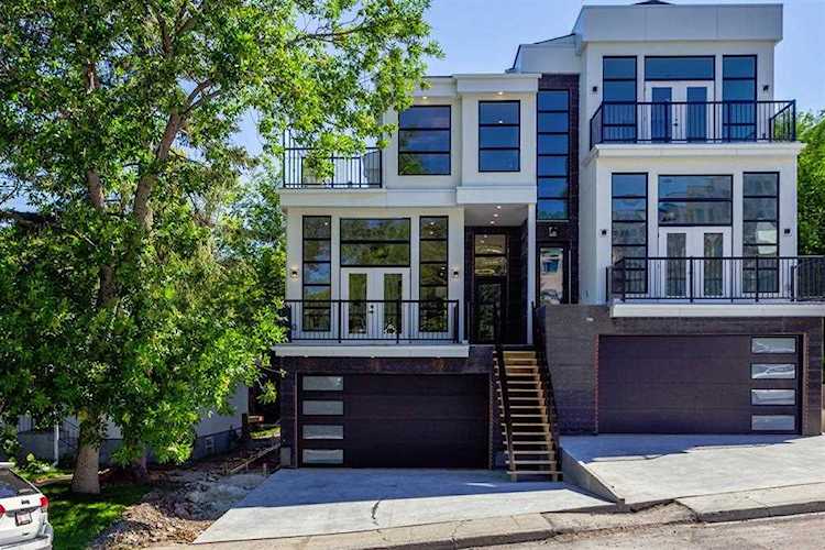 2614 17 St SW Calgary, AB t2t 4n1