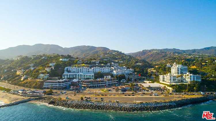 17351 W Sunset Boulevard #2D Pacific Palisades, CA 90272