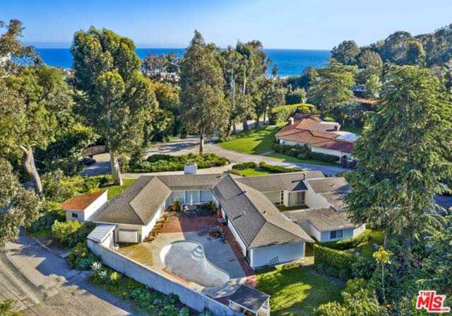 235 Vance Street Pacific Palisades, CA 90272