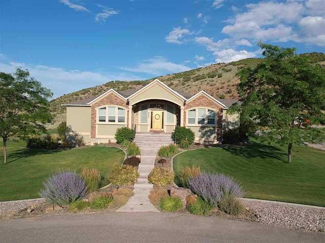 8563 Winning Way Pocatello, ID 83204