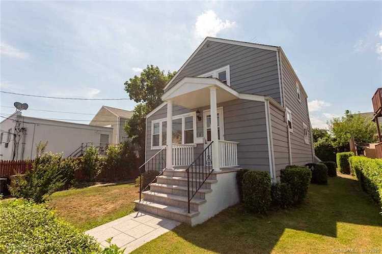 2 Hobbie Street Stamford, CT 06902