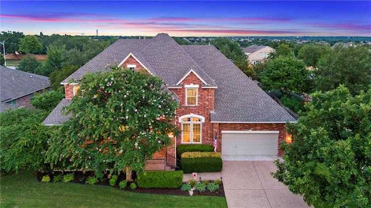 2702 Yalding Dr Cedar Park, TX 78613
