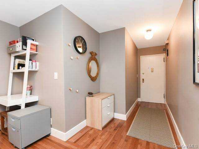 5900 Arlington Avenue #8V Bronx, NY 10471