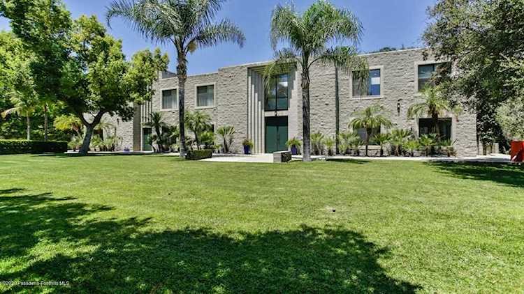 3990 Chevy Chase Drive La Canada Flintridge, CA 91011