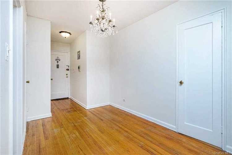 5621 Netherland Avenue #6E Bronx, NY 10471