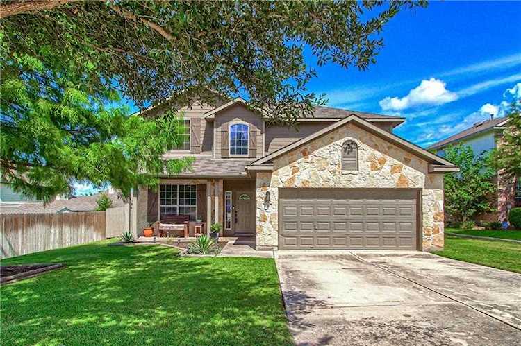 134 Amber Ash Dr Kyle, TX 78640