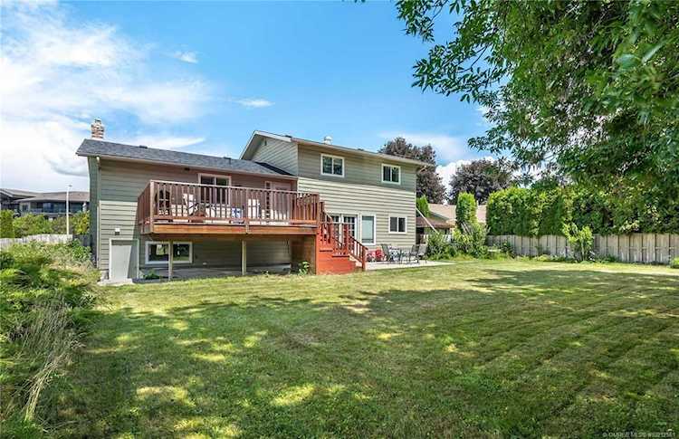565 Sarsons Road Kelowna, BC V1W2X3