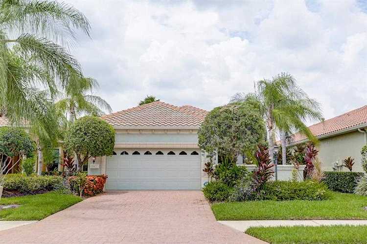 11417 Hawick PLACE Lakewood Ranch, FL 34202