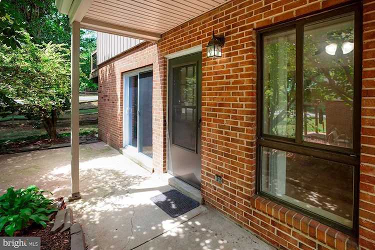 2113 Old Landing Way #16-1 Woodbridge, VA 22191 | MLS ® VAPW500536 Photo 1