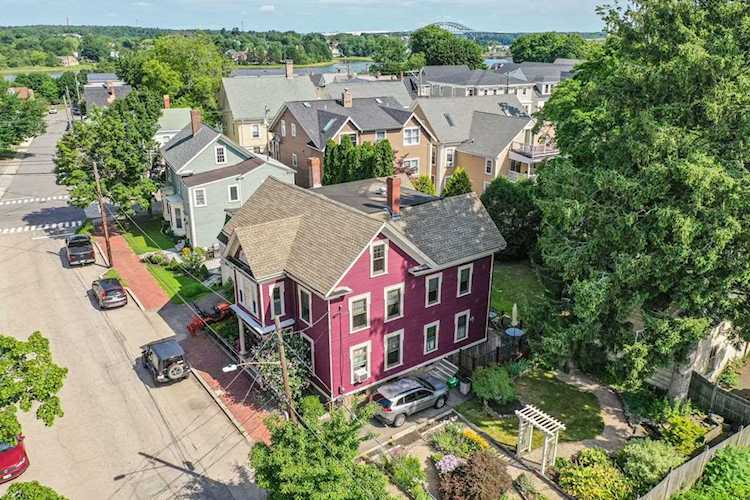 217 Cabot St Portsmouth, NH 03801