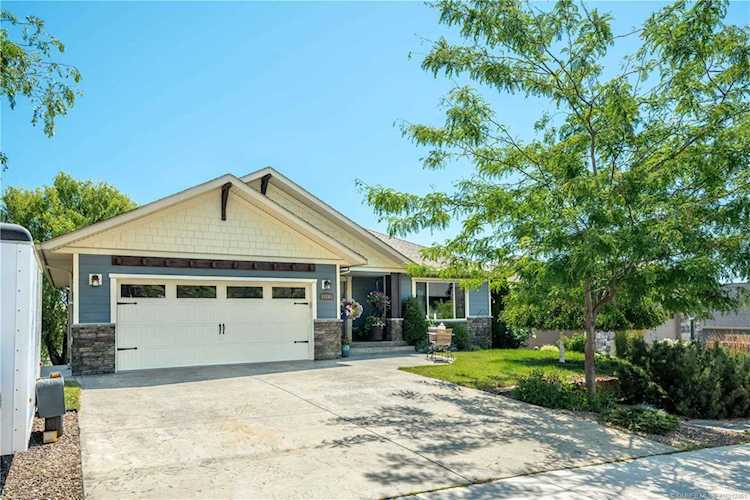 12865 Shoreline Drive Lake Country, BC V4V2N8