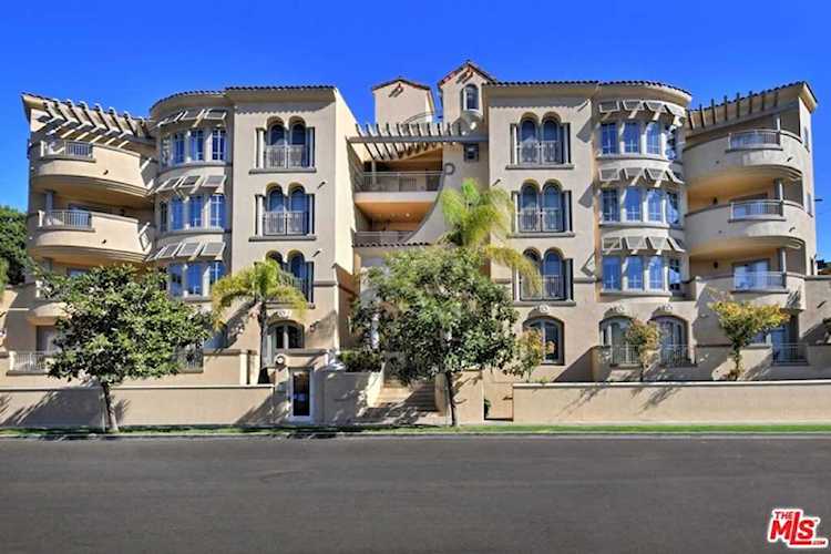 1000 Granville Avenue #303 Los Angeles, CA 90049